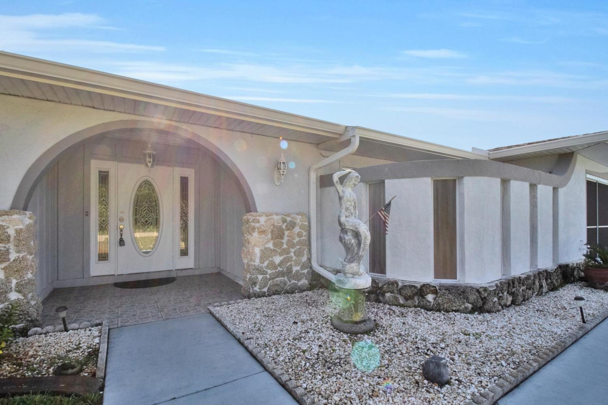Pet Friendly Canal Front 3-Bedroom Grand Villa With Pool, Linai And Dock ポート・シャーロット エクステリア 写真