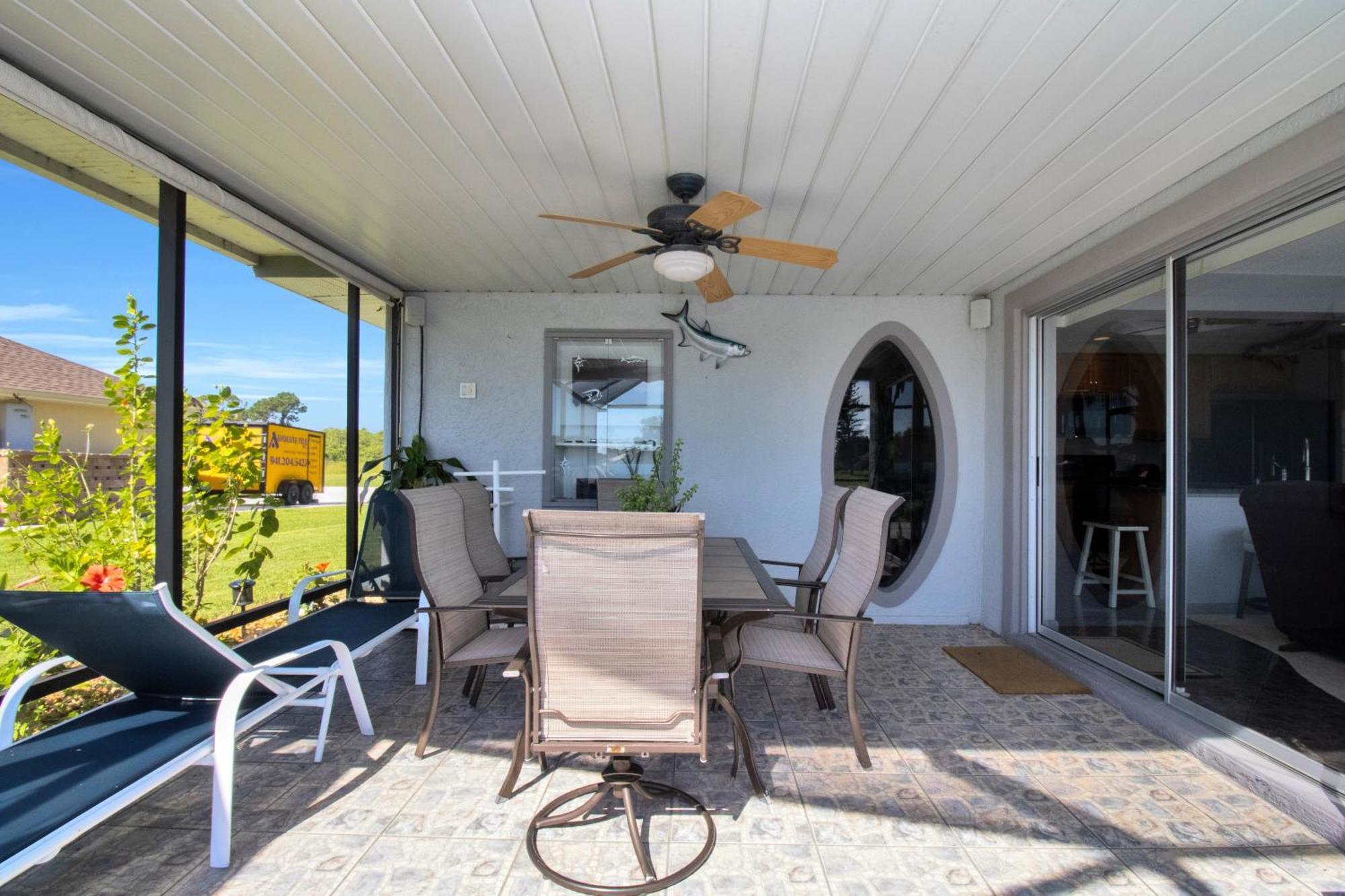 Pet Friendly Canal Front 3-Bedroom Grand Villa With Pool, Linai And Dock ポート・シャーロット エクステリア 写真