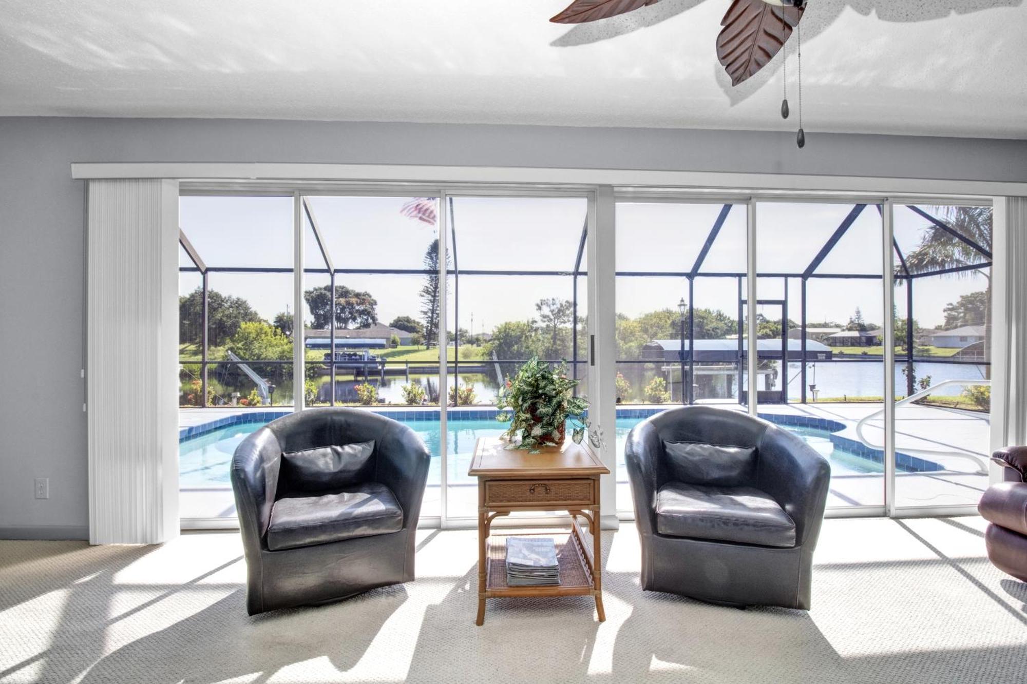 Pet Friendly Canal Front 3-Bedroom Grand Villa With Pool, Linai And Dock ポート・シャーロット エクステリア 写真